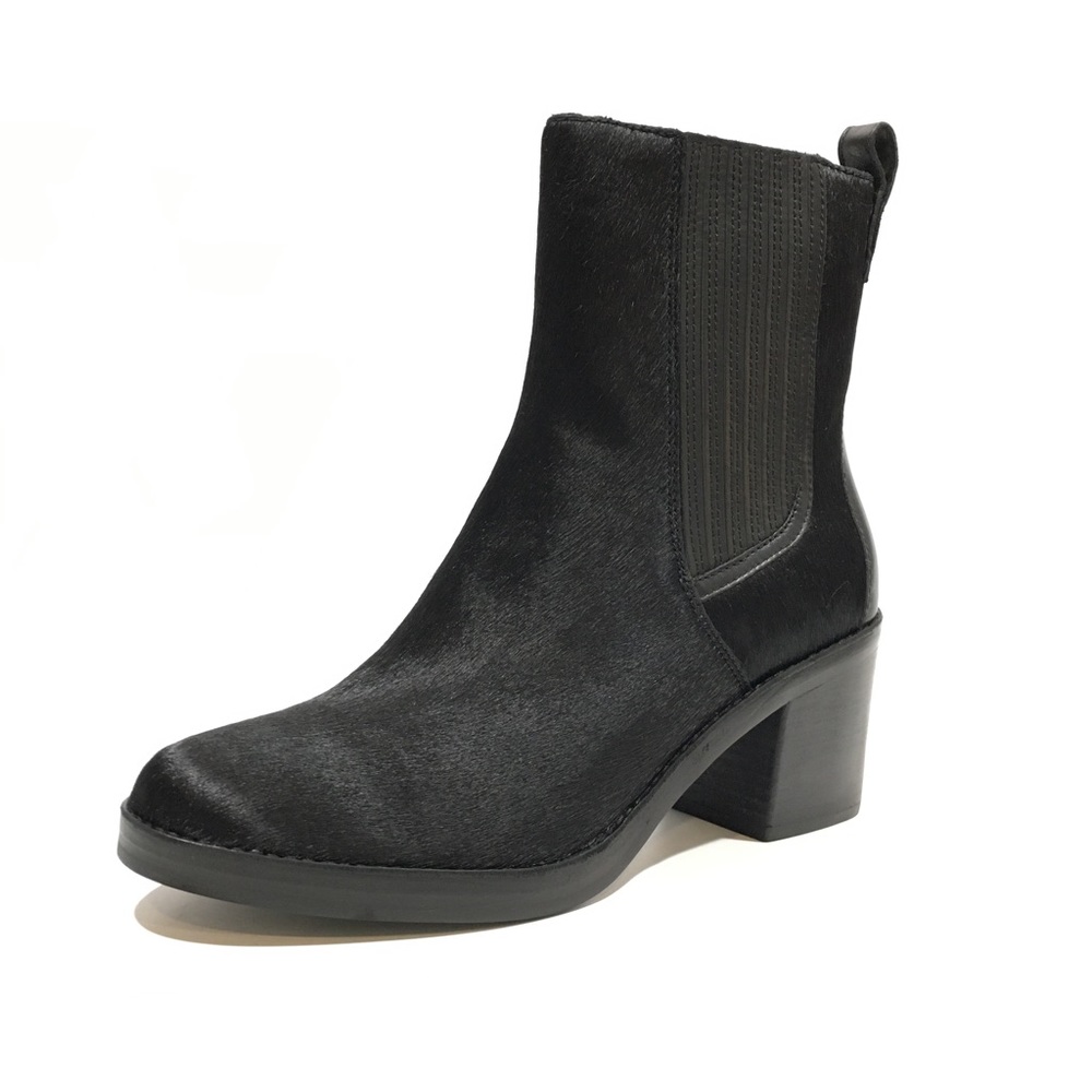 UGG CAMDEN EXOTIC CHELSEA BOOTS -COW HAIR -BLACK -WOMEN’S US 9 -NEW